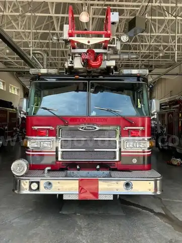 2007 Pierce Dash Fire Engine