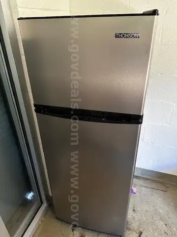 Thomson Platinum Refrigerator 7.5 CuFt