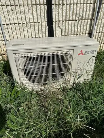 2 Mitsubishi MINI SPLIT Indoor/Outdoor Units (being sold together)