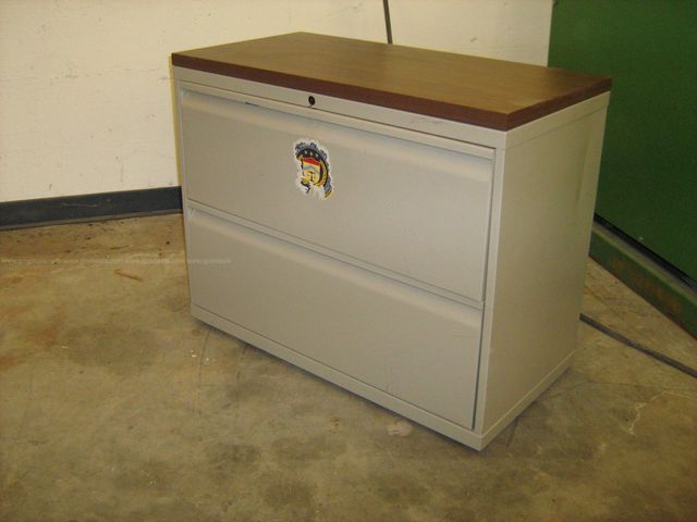 Two Drawer Lateral File Cabinet Govdeals 0628