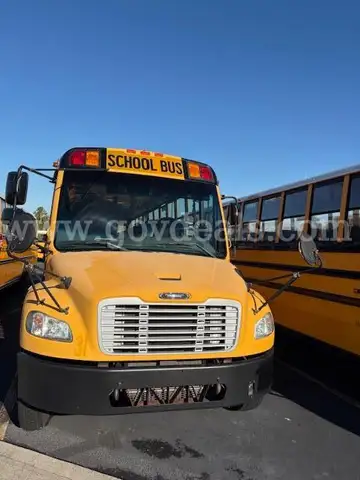 2013 Freightliner B2 Bus Chassis