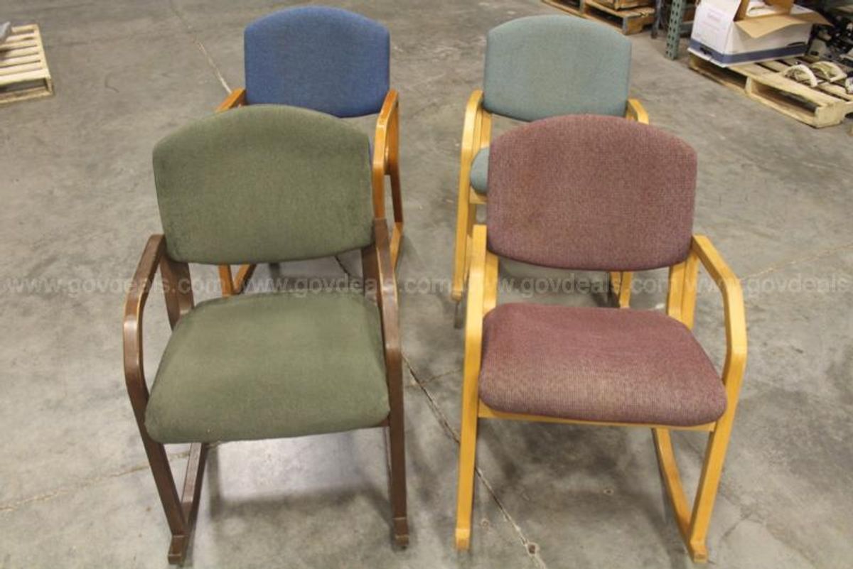 (50)Large Supply of Sauder Manufacturing 3 Position Chairs in Various ...