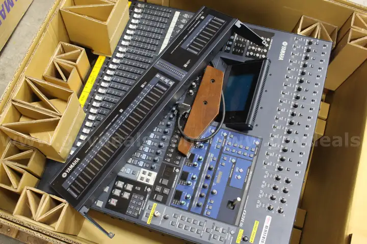 Yamaha 02R96 VCM Digital Mixing Console with Display and more &#x2013; Powers On