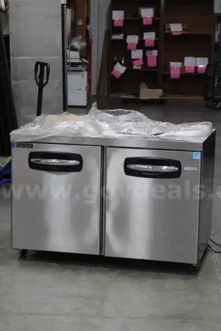 (1) Master-Bilt UR48A Under-Counter Commercial Refrigerator &#x2013; Stainless Steel &#x2013; Working