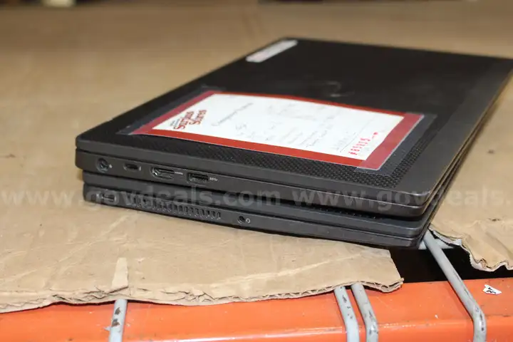 (2)  Dell Latitude Laptops &#x2013; Latitude 7420 (2021) &#x26; Latitude 7400 (2019) &#x2013; i5 &#x2013; 16GB RAM &#x2013; 256GB SSD &#x2013; Fair Battery