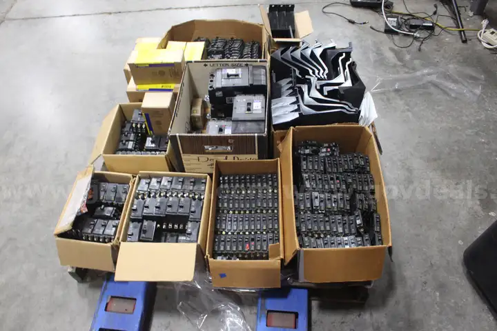 Lot of Assorted Square D Bolt-In Circuit Breakers