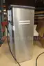 (1) Vita-Mix Razzle Frozen Dessert Mixer &#x2013; Model VM0800 w/ Cups