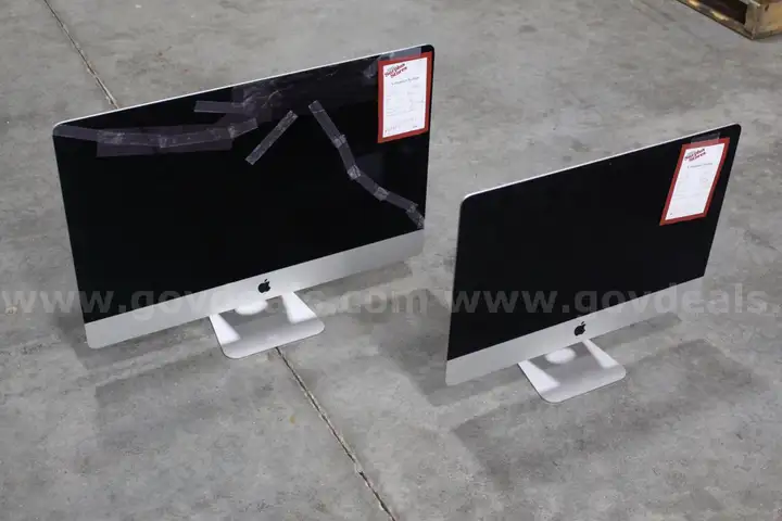 Lot of (2) Apple iMac Desktop Computers