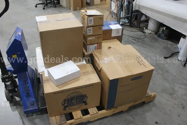 Lot of Assorted Media/Theater Equipment