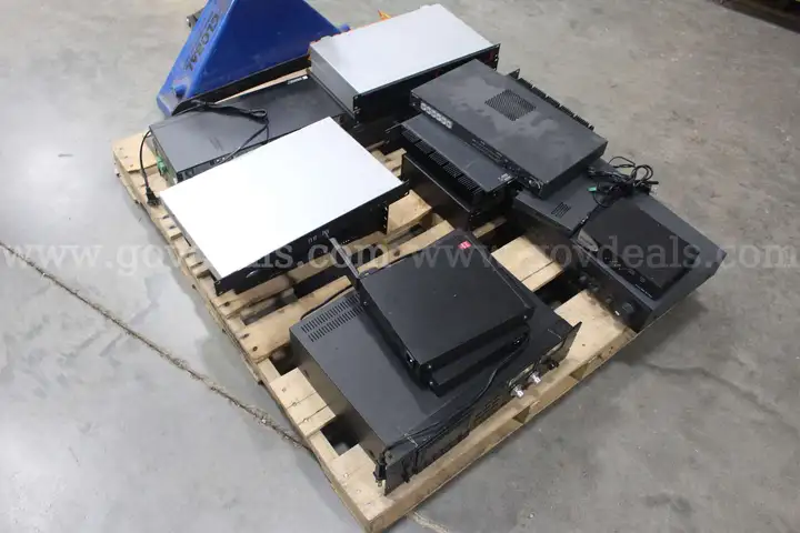 Lot of Assorted Audio/Visual Equipment