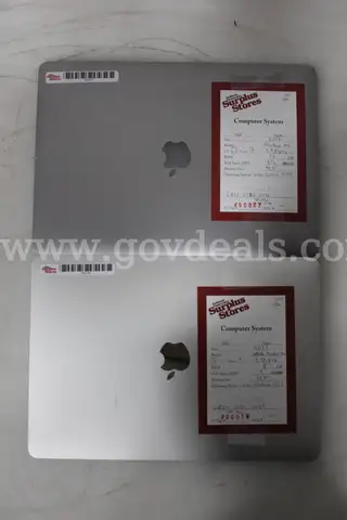 Lot of (2) 2017 Apple MacBook Pro Laptops