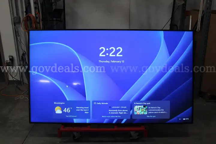 Samsung 82" 4K Professional Display