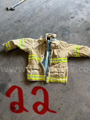 (24) turnout jackets in various sizes