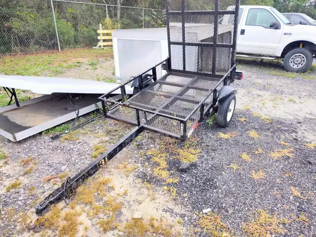 5x8 Utility Trailer with Tailgate Ramp