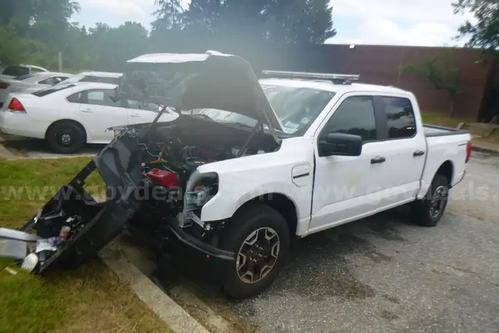 2022 Ford F-150 Lightning Pro