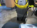 POWER ON NILFISK ADVANCE 320 1-UNIT