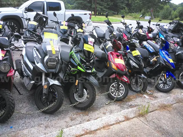 Gas Powered Mopeds - Lot of 6