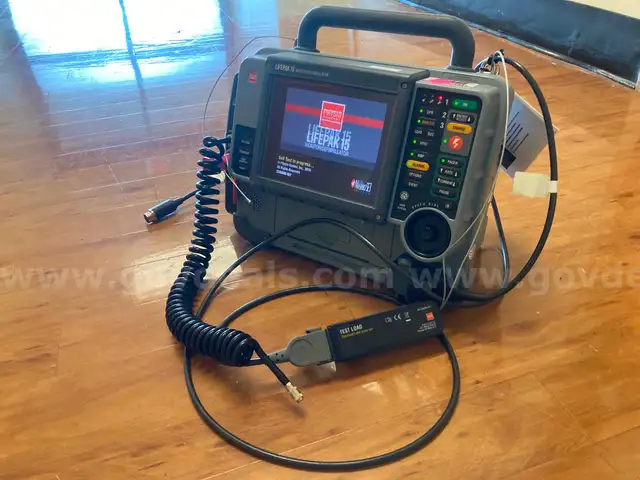 Physio Control LIFEPAK 15 Defibrillator