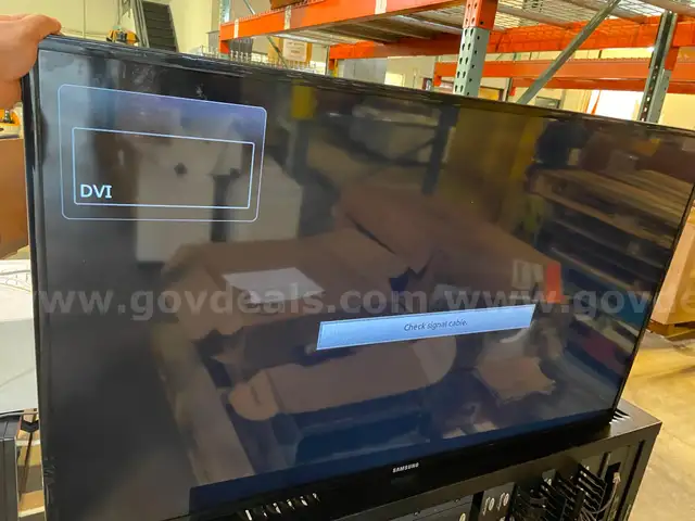 SAMSUNG FLAT SCREEN TV 55&#x27;&#x27;  1-UNIT