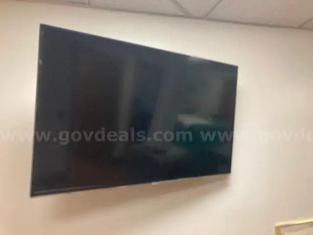 Lot of 5:  40inch Flat Screen Smart HDTVs - all mounted to wall