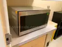 Lot of 12 household microwaves