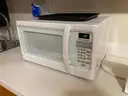 Lot of 12 household microwaves