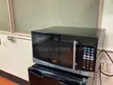 Lot of 12 household microwaves