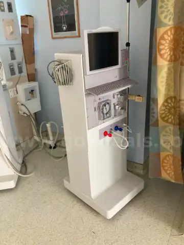 Fresenius 2008T Dialysis Machine