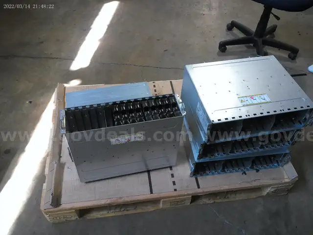 POWER ON EMC2 SERVERS 5-UNIT