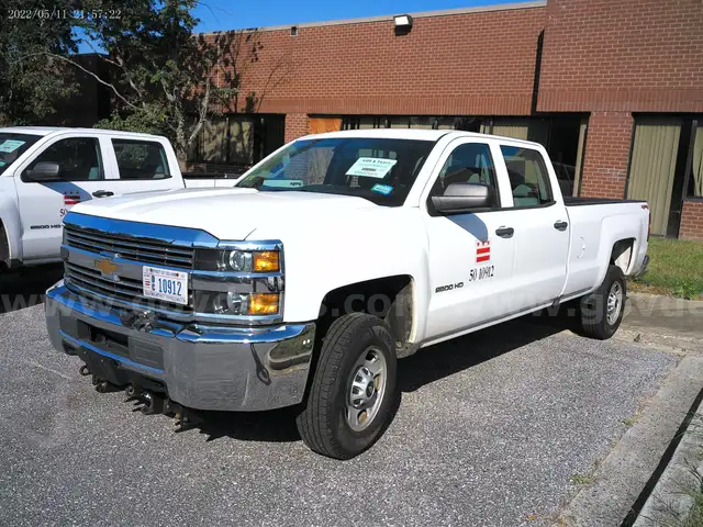 2017 Chevrolet Silverado 2500HD Work Truck Crew Cab 4WD