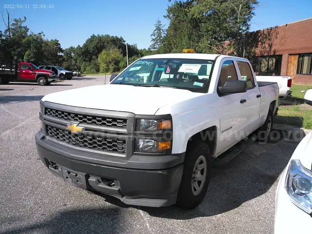 2015 Chevrolet Silverado 1500 Work Truck Crew Cab 4WD