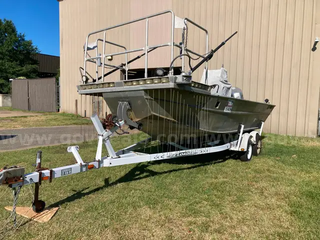1998 Smith-Root Electrofishing Boat with Honda 135 motor on EZ Loader Trailer