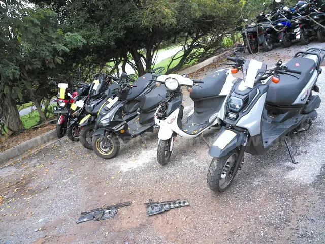 Gas Powered Mopeds - Lot of 6