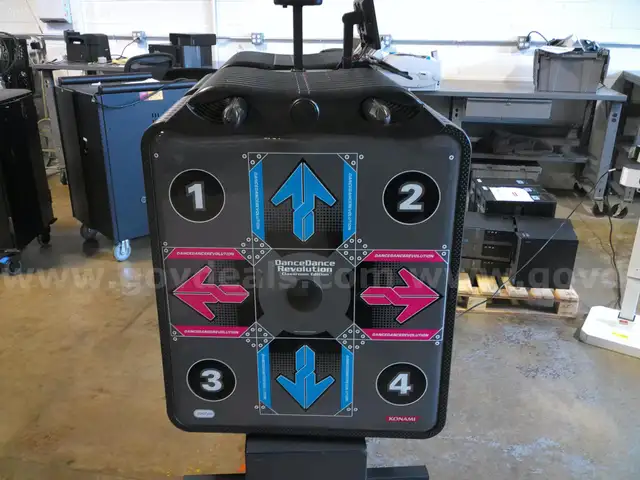 Konami Dance Dance Revolution Classroom Edition Rack W/24 Game Pads