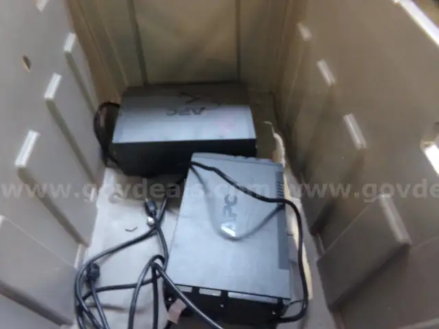 APC BATTERYS BACKUP  - 2 UNITS
