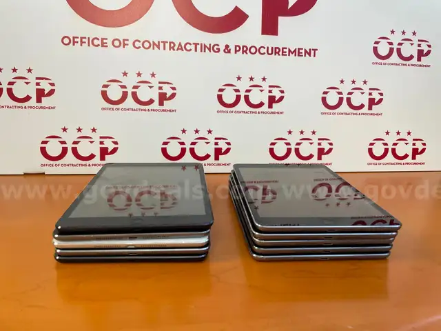 Apple iPads - 10 UNITS (PARTS ONLY)