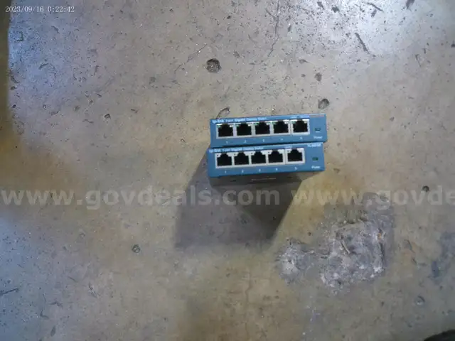 TP-LINK 5-PORT GIGABIT DESKTOP SWITCH 2-UNITS