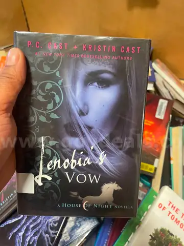 Children&#x27;s Books  1 FULL GAYLORD