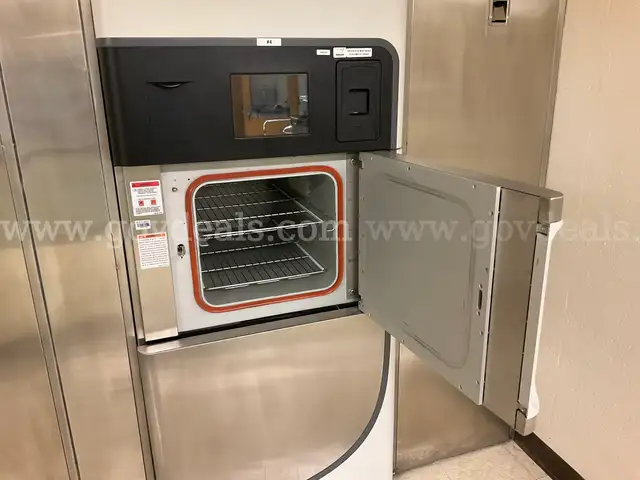 Steris Amsco V-Pro Max Low Temperature Sterilization System