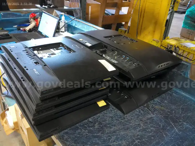 DELL AIO'S WITH OUT THE STANDS -10 UNITS