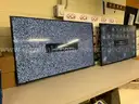 Lot of 2 Samsung 40&#x27;&#x27; Smart TVs