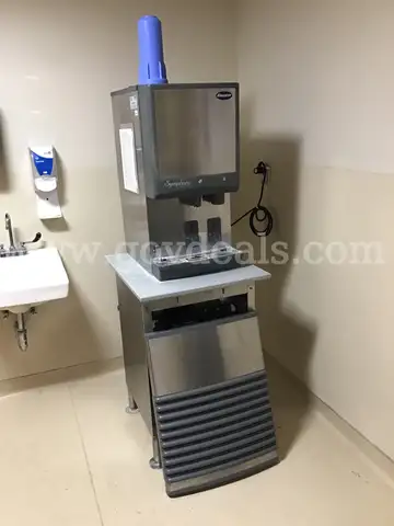 Follett Water and Ice Dispenser