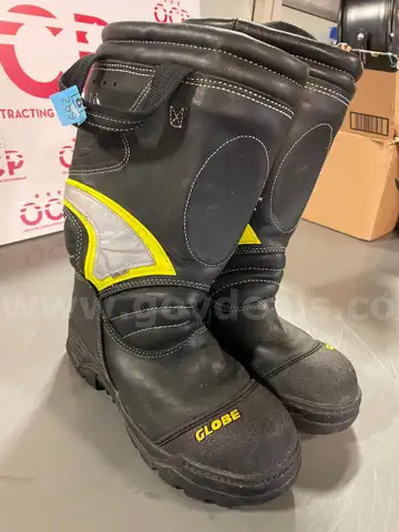 Fire Fighter Boots Various Sizes (40 units)