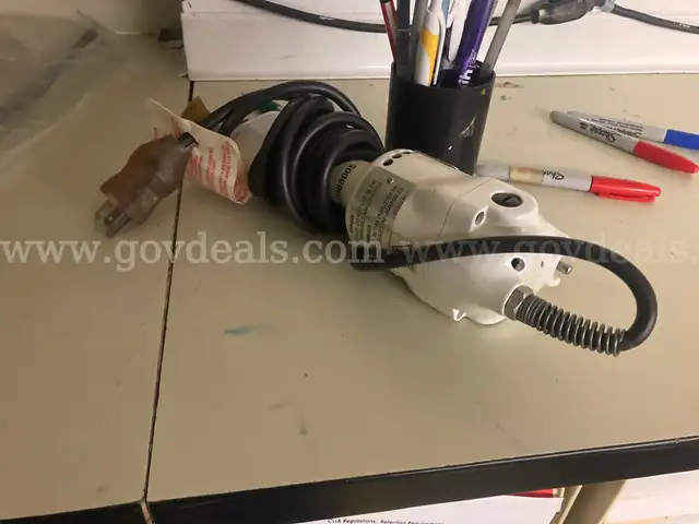 Stryker 810 Autopsy Saw