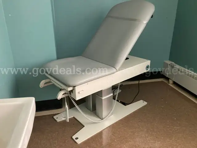 Lot of 2 Examination Tables