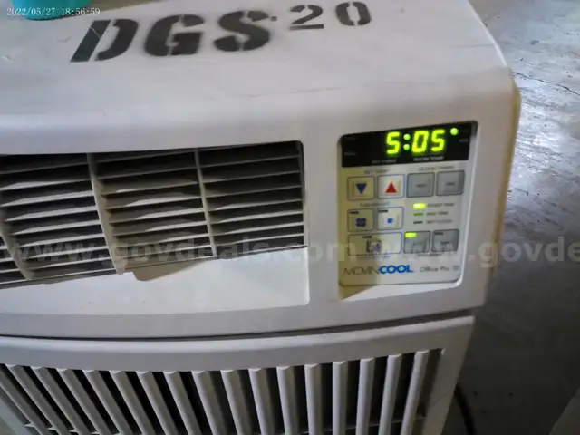 Movincool Office Pro 12 Portable Air Conditioner - POWER ON