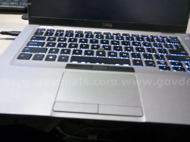 POWER ON DELL LAPTOPS - 5 units