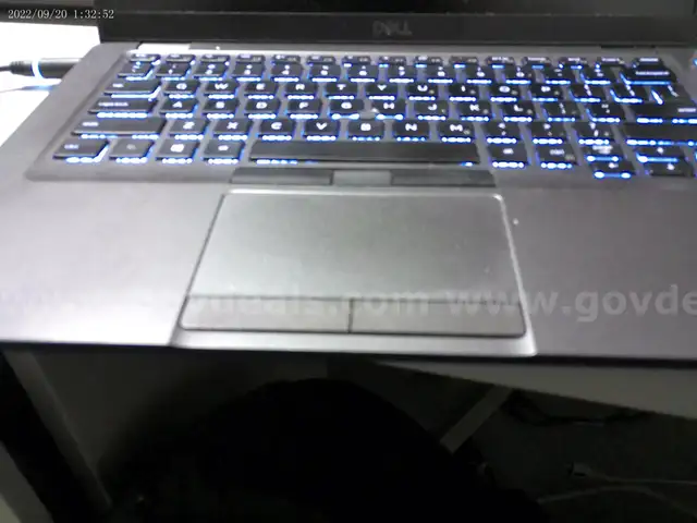 POWER ON DELL LAPTOPS - 15 units