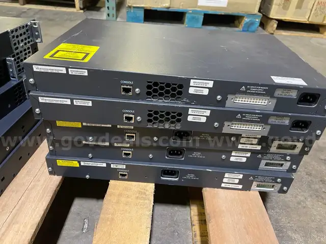 Cisco Catalyst 3560 SERIES (10 UNITS)