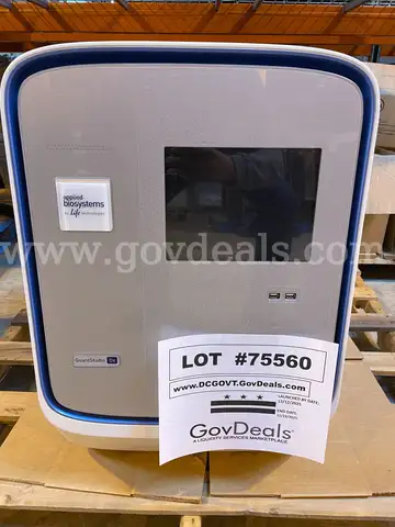 Applied Biosystems QuantStudio Dx